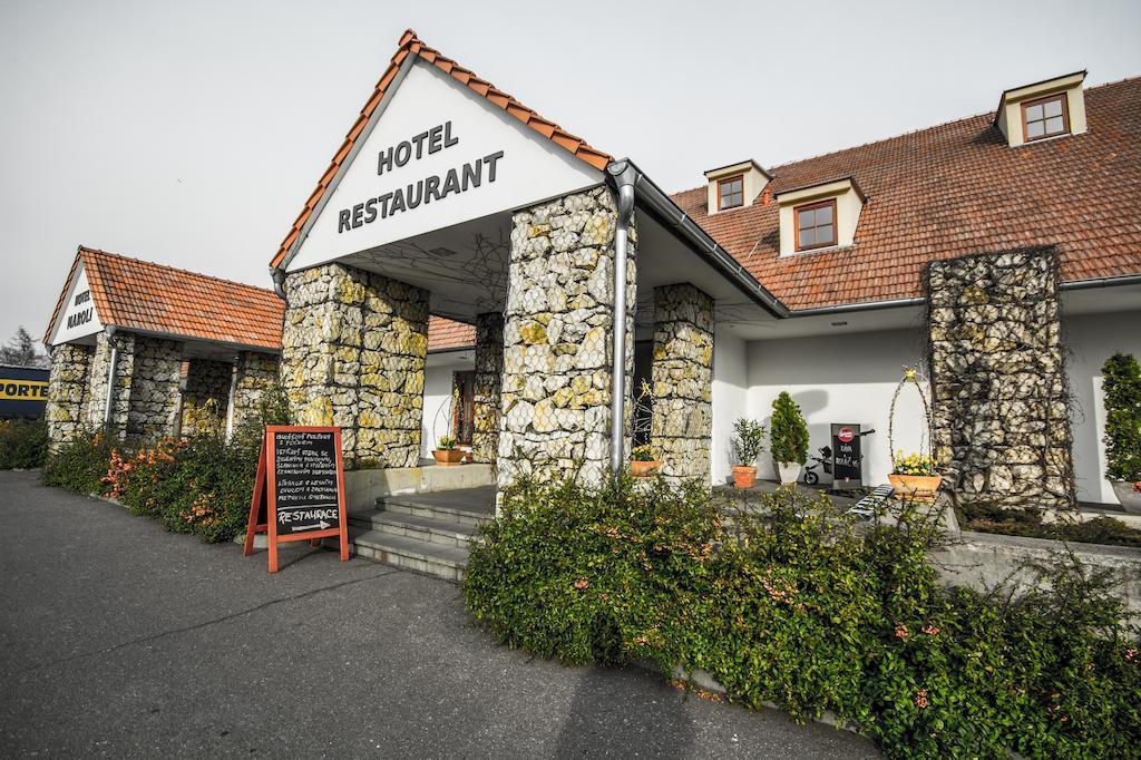 Hotel Maroli Mikulov Ngoại thất bức ảnh